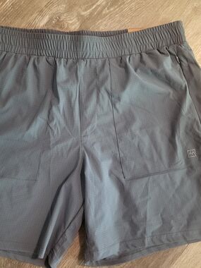 AVALANCHE Mens Life Style Shorts Size Large Hiking Outdoor NWT